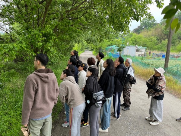 우포의 새둥지 관찰중인 회원들.jpeg